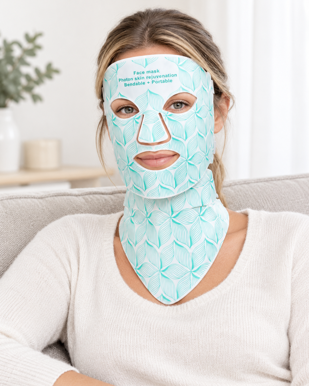 8-Colour LED Face & Neck Mask - Red & Near-Infrared Therpay